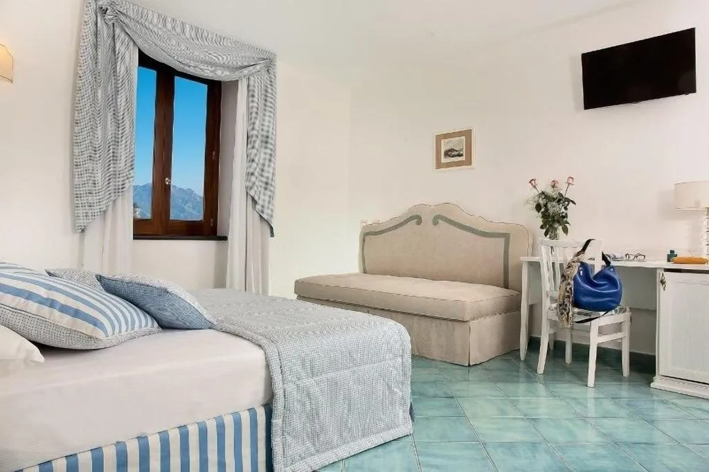 JUNIOR SUITE WITH DOUBLE BED Room, Villa Maria, Naples