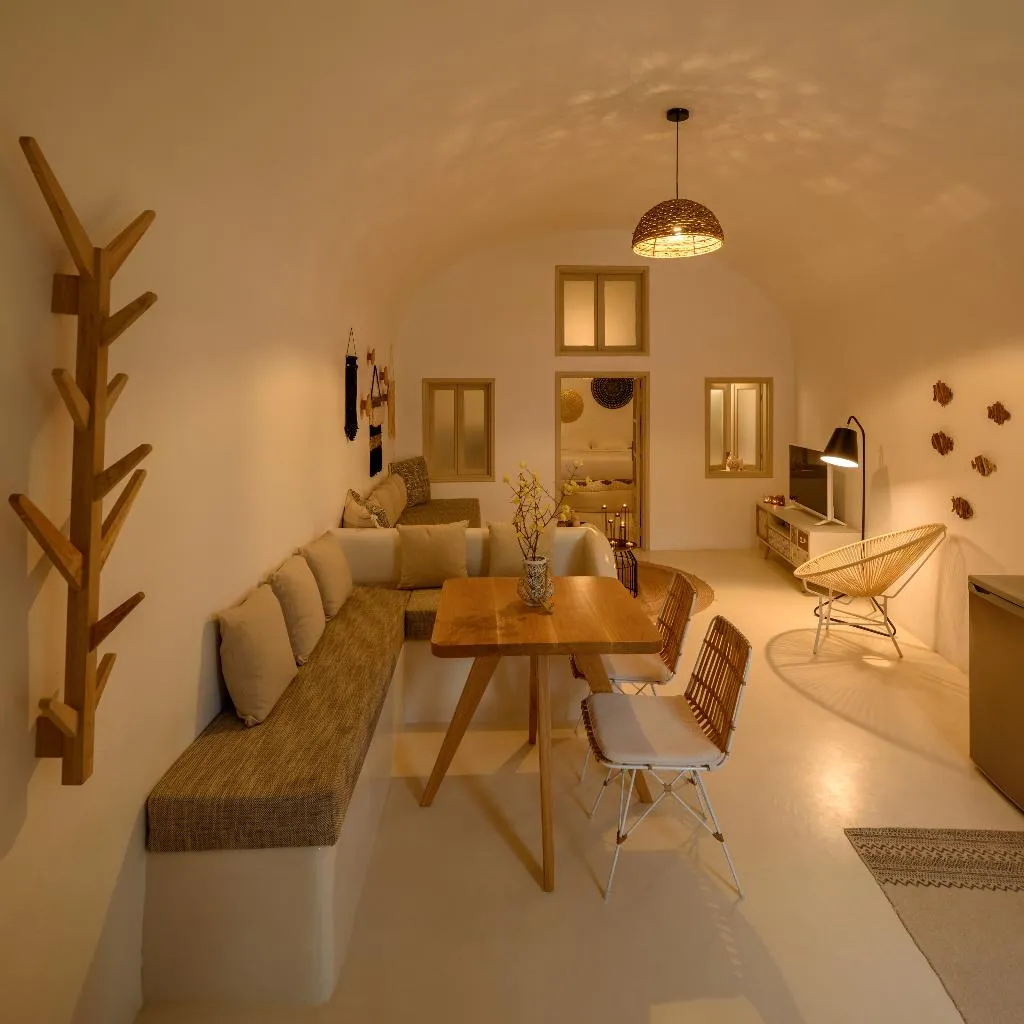 VILLA PREMIUM GARDEN VIEW Room, Suite Home Santorini, Santorini