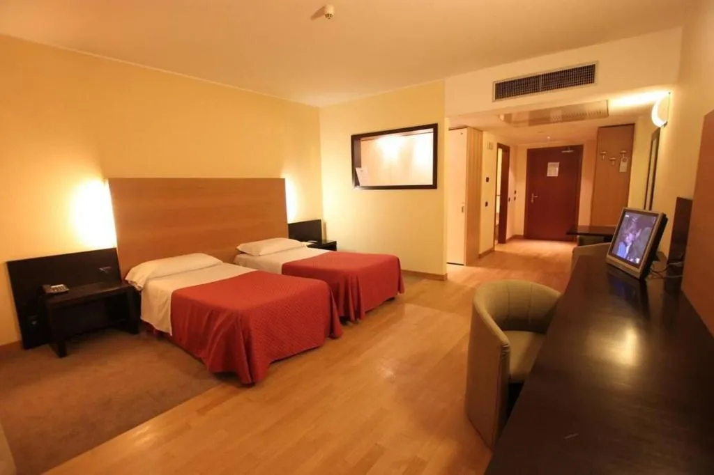 Room, Golf Hotel Resort, Milan