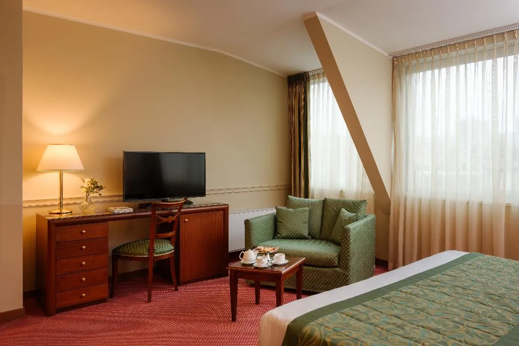 DOUBLE STANDARD Room, Barchetta Excelsior, Milan