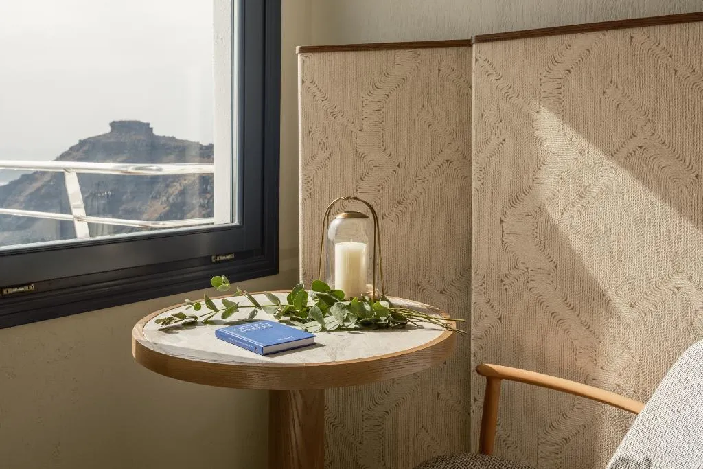 SUITE HONEYMOON Room, Homeric Poems, Santorini