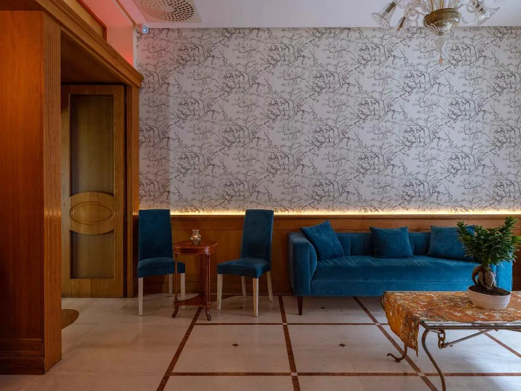Lobby, Grand Hotel Europa, Naples