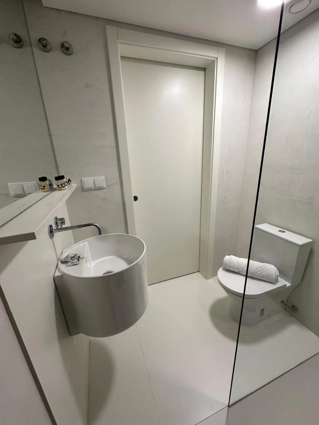 STUDIO KING SIZE BED Room, Rossio Garden Suites, Lisbon