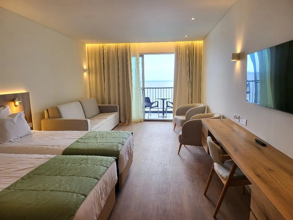 STUDIO SUPERIOR SEA VIEW Room, Royal Orchid, Madeira