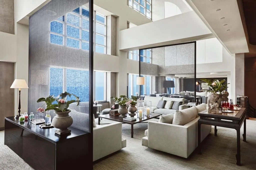 Lobby, Hotel Arts, Barcelona