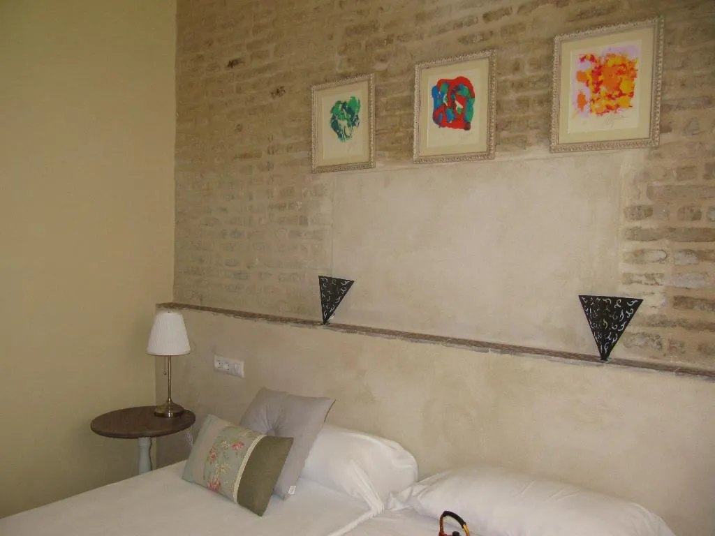 APARTMENT TWO BEDROOMS Room, Life Apartments San Vicente, Seville