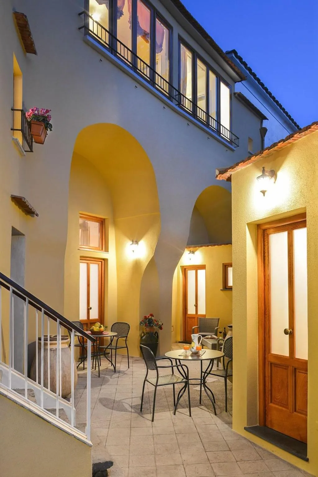 General view, Casa Nannina, Naples