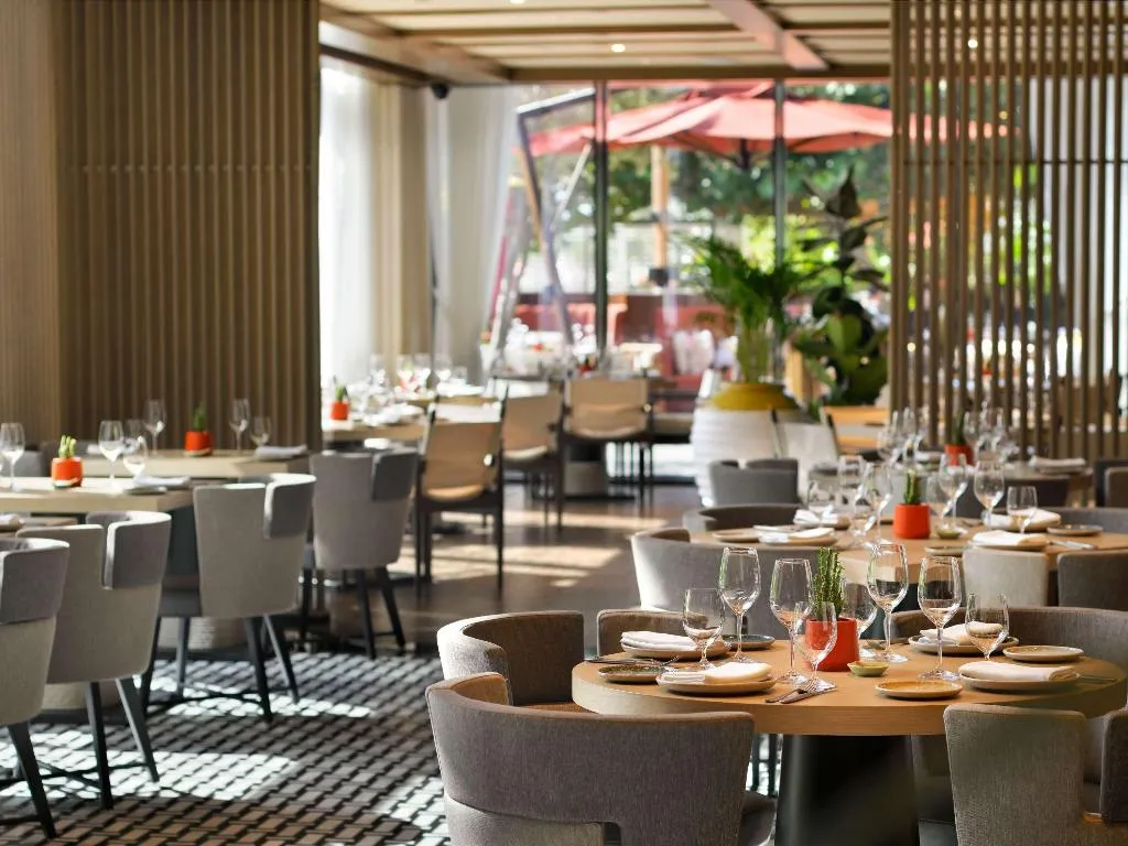 Restaurant, Banyan Tree Dubai, Dubai