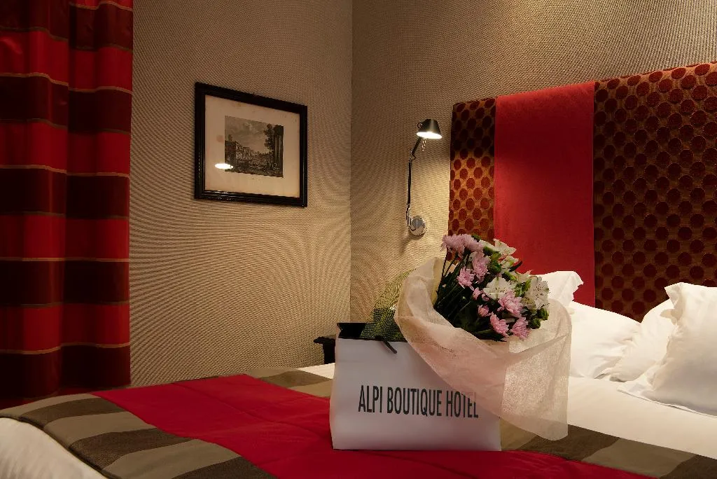 General view, Hotel Alpi, Rome