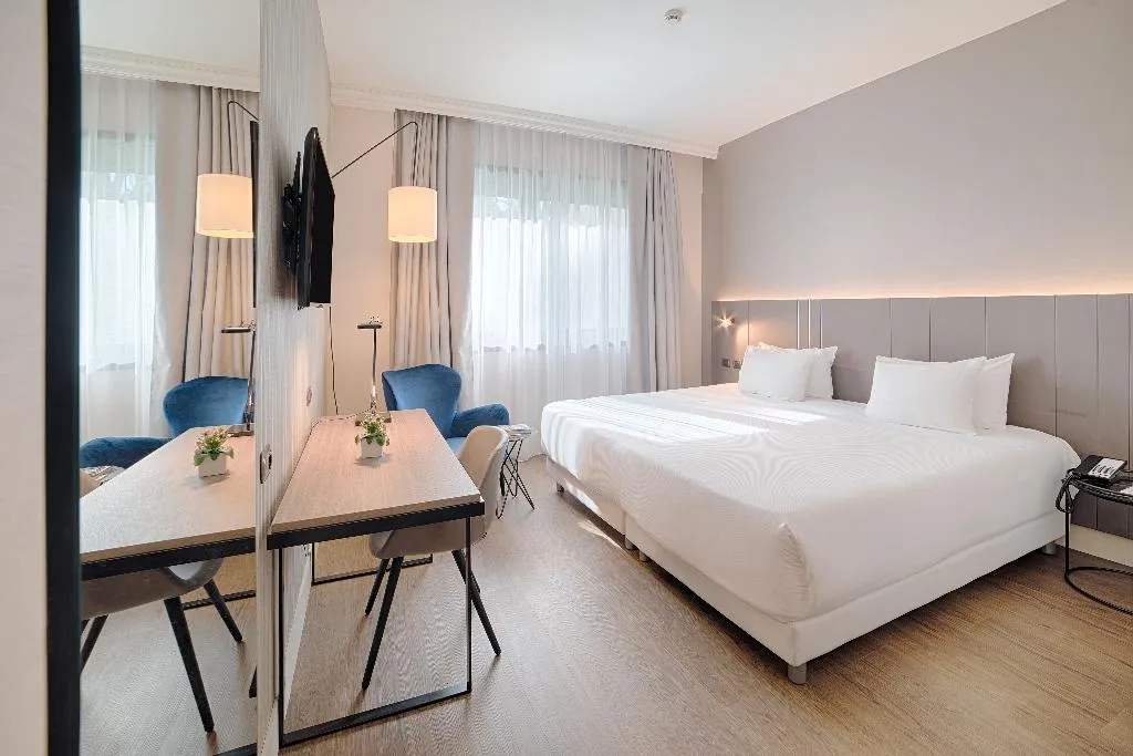 DOUBLE SUPERIOR Room, NH Roma Villa Carpegna, Rome