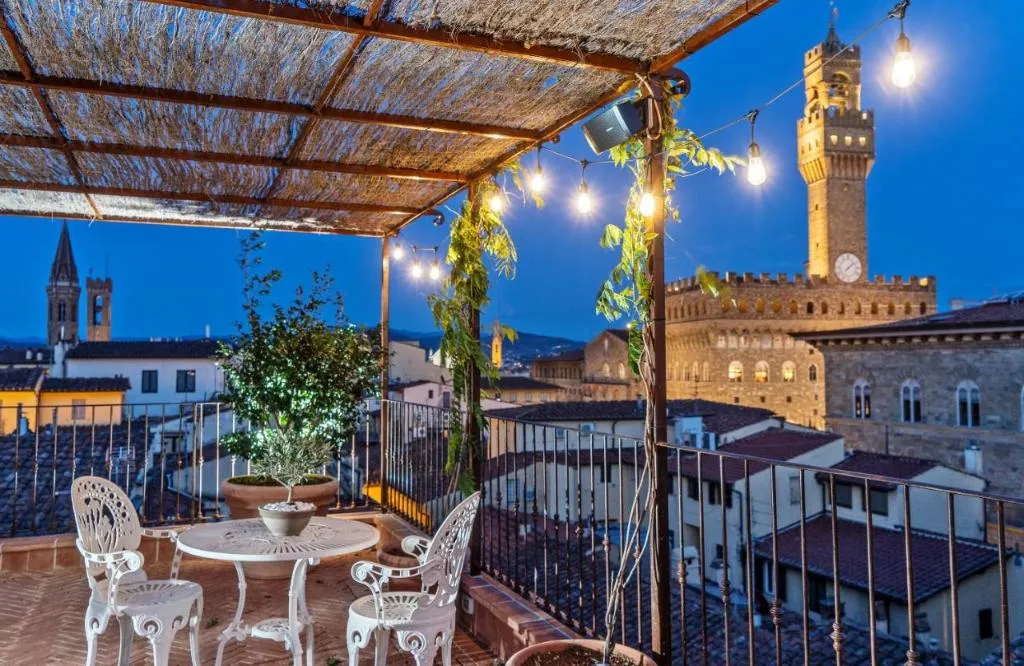 Terrace, Hotel Calimala Firenze, Florence