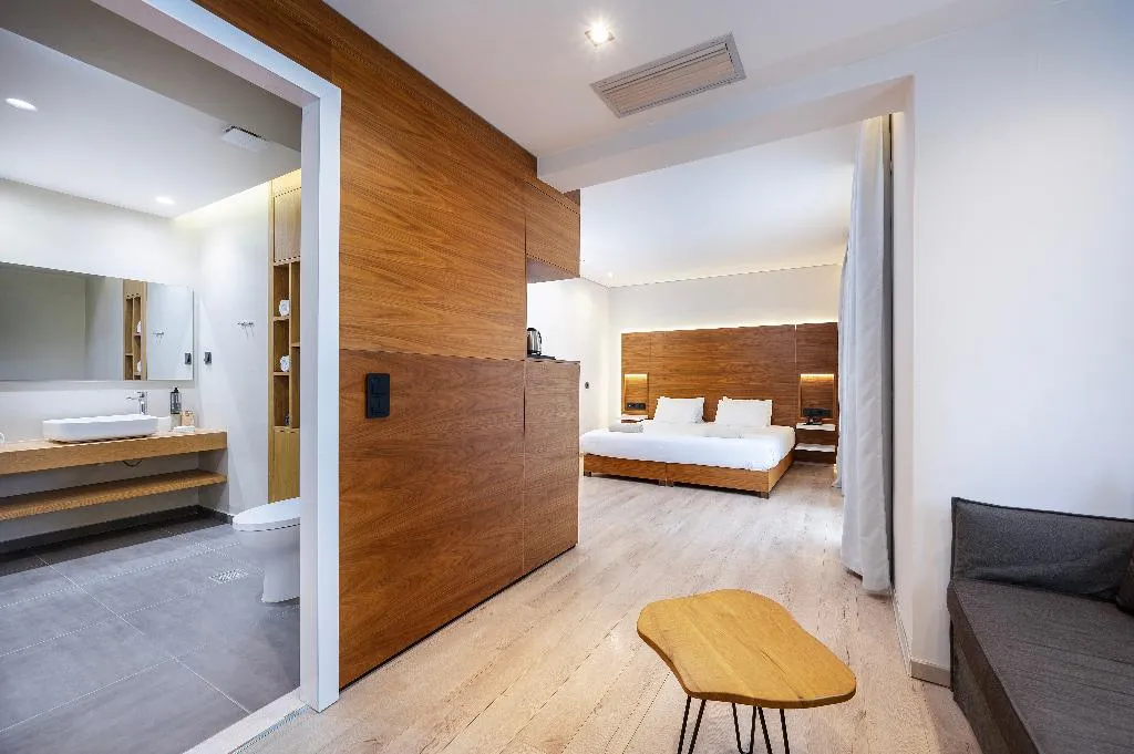 JUNIOR SUITE SEA VIEW Room, Athina Palace, Crete