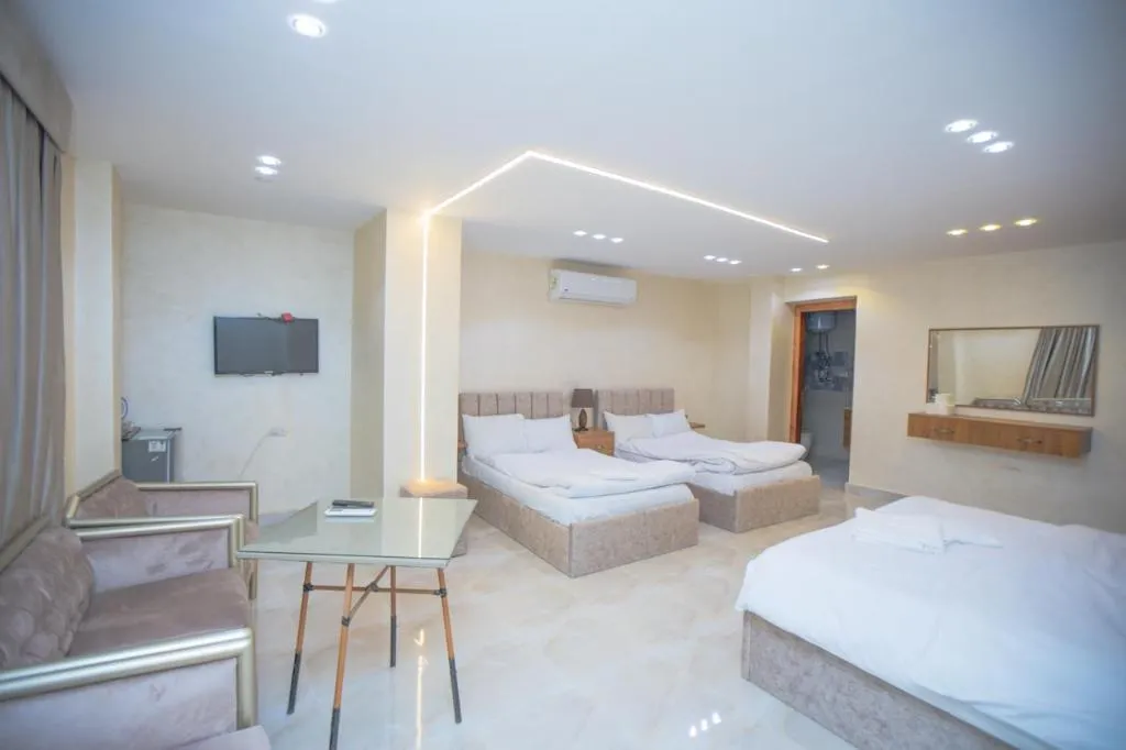 QUADRUPLE ONE BEDROOM ONE BATHROOM Room, Pyramids Height Hotel, Cairo