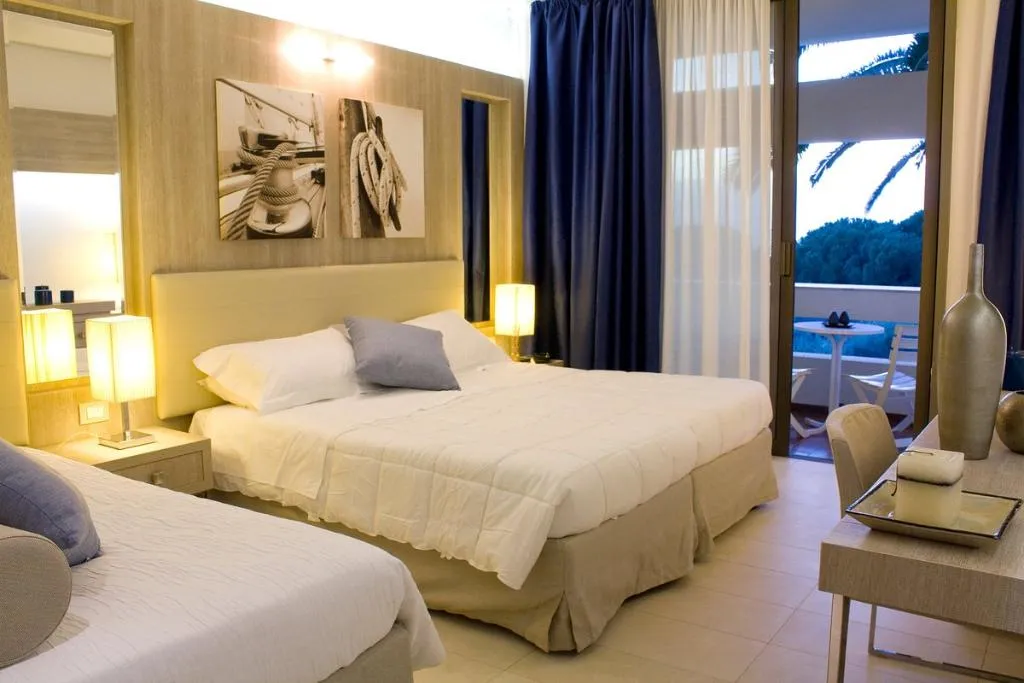 TRIPLE STANDARD Room, MClub Lipari, Catania