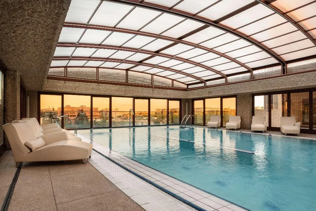 Pool, Hilton Madrid Airport, Madrid