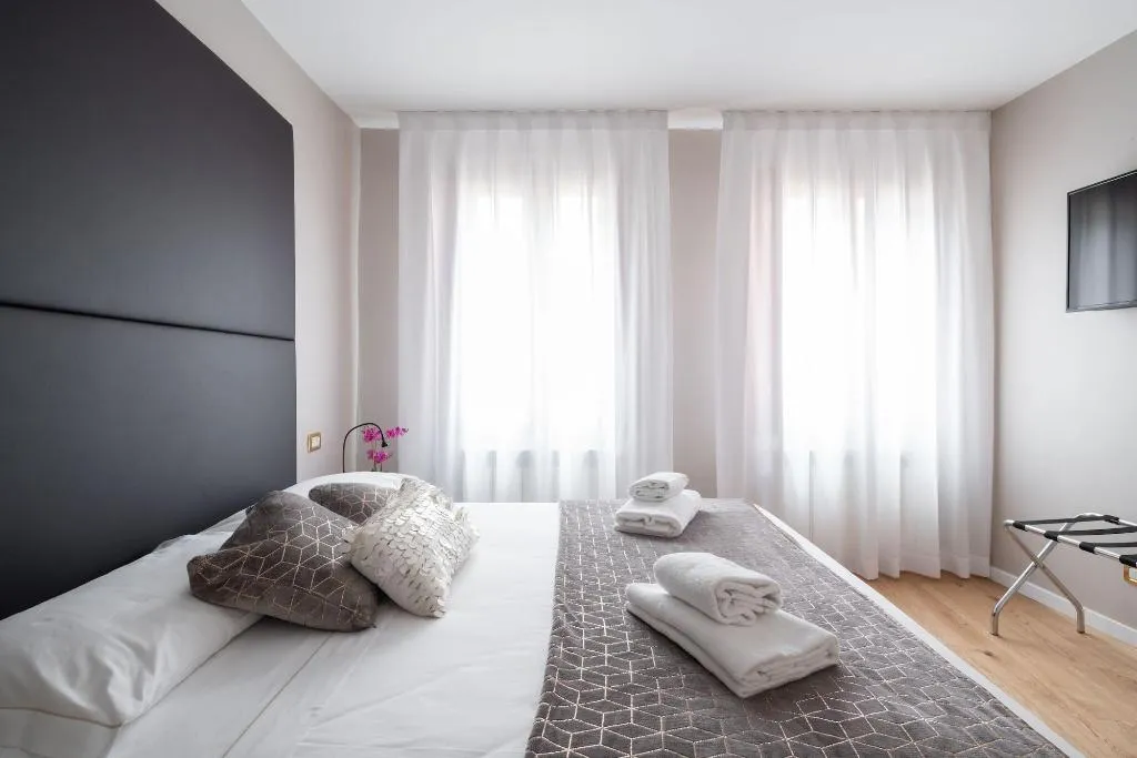 Room, Hotel Herion, Venice