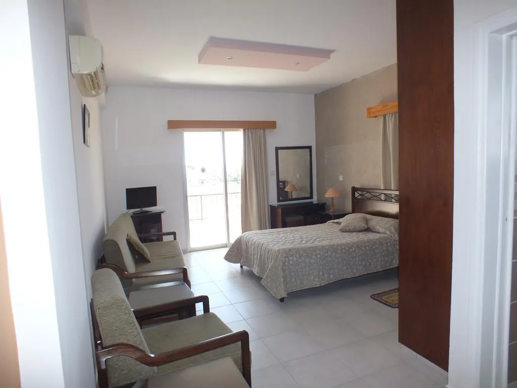 APARTMENT ONE BEDROOM Room, Petsas Apartments, Cyprus