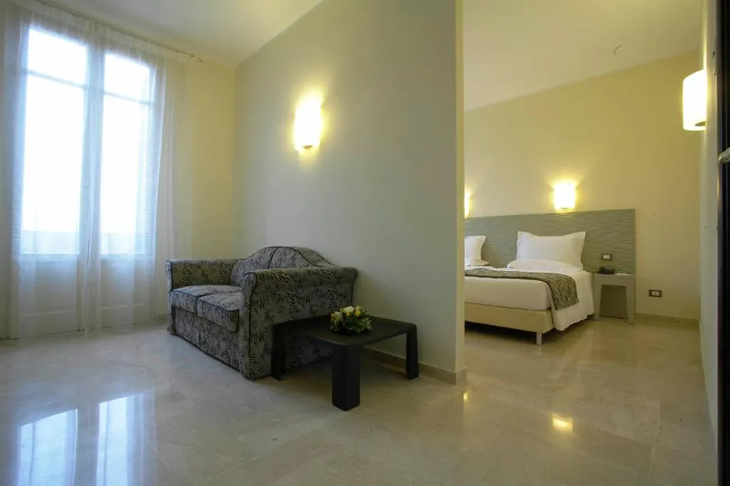 Room, Garibaldi, Palermo