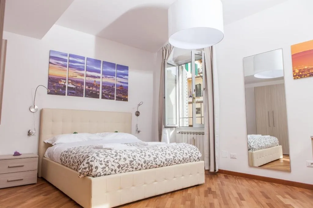 Room, Le Tre Lune Suites, Florence