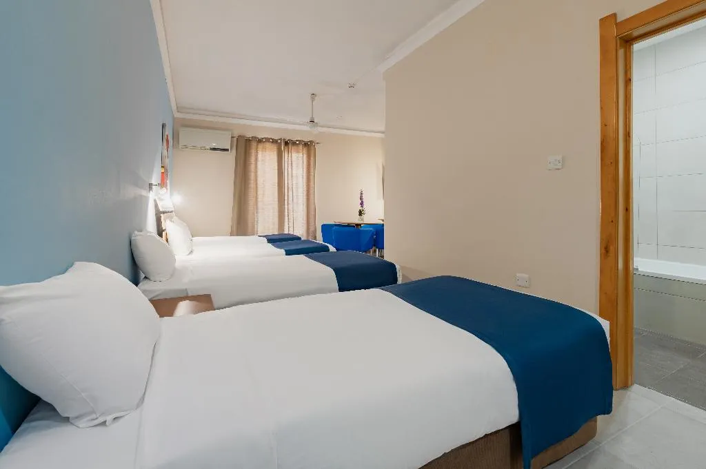 QUADRUPLE POOL VIEW Room, Xemxija Bay Hotel, Malta