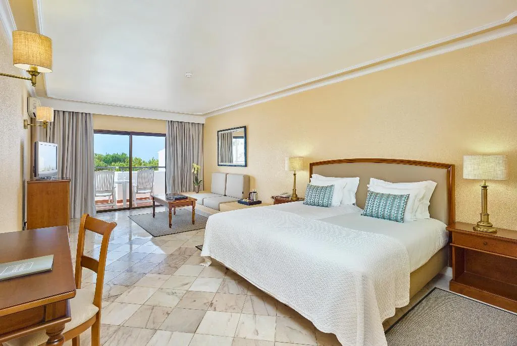 Double or Twin POOL VIEW Room, Ria Park Garden, Algarve