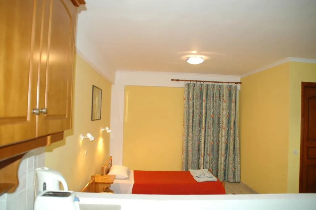 Room, Anna Studios, Corfu