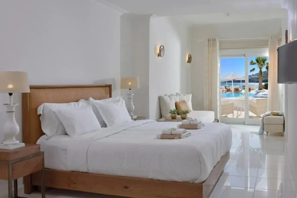JUNIOR SUITE WITH JACUZZI Room, Nissaki Boutique Hotel, Mykonos