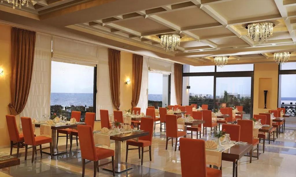 Restaurant, Grand Hotel Holiday Resort, Crete