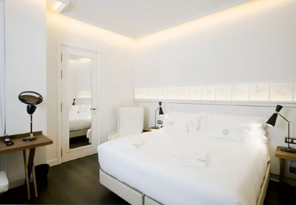 Room, Cotton House, Autograph Collection, Barcelona