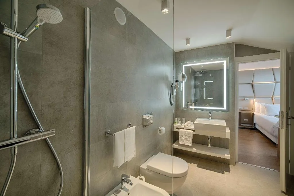 SUITE DUPLEX Room, NH Collection Roma Centro, Rome