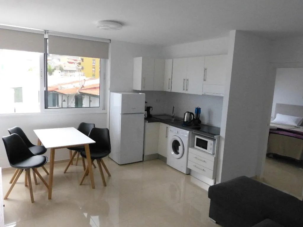 APARTMENT TWO BEDROOMS Room, Suncanarias Cristal Playa De La Arena, Tenerife