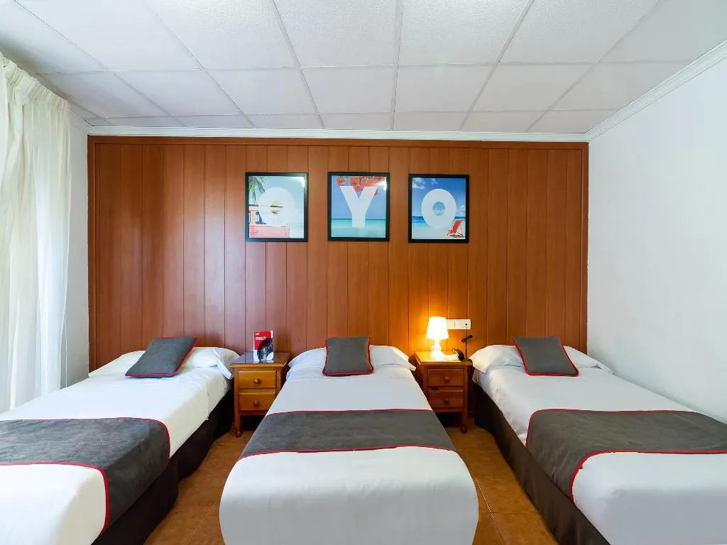 FAMILY ROOM STANDARD Room, Hostal Casa Antonio, Costa Blanca