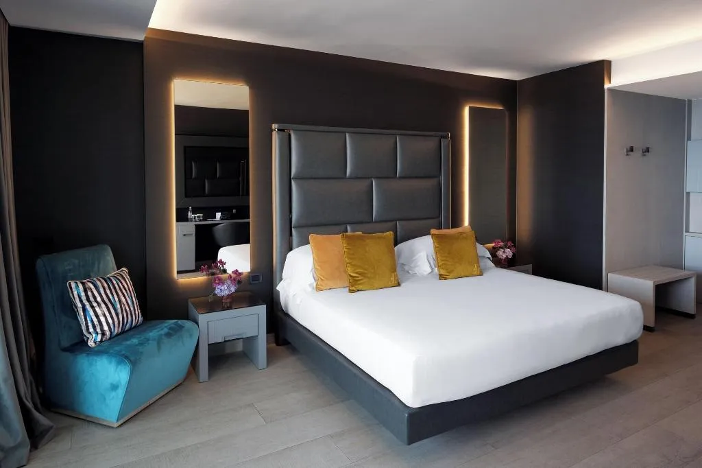 Room, Resort Tre Fontane, Naples