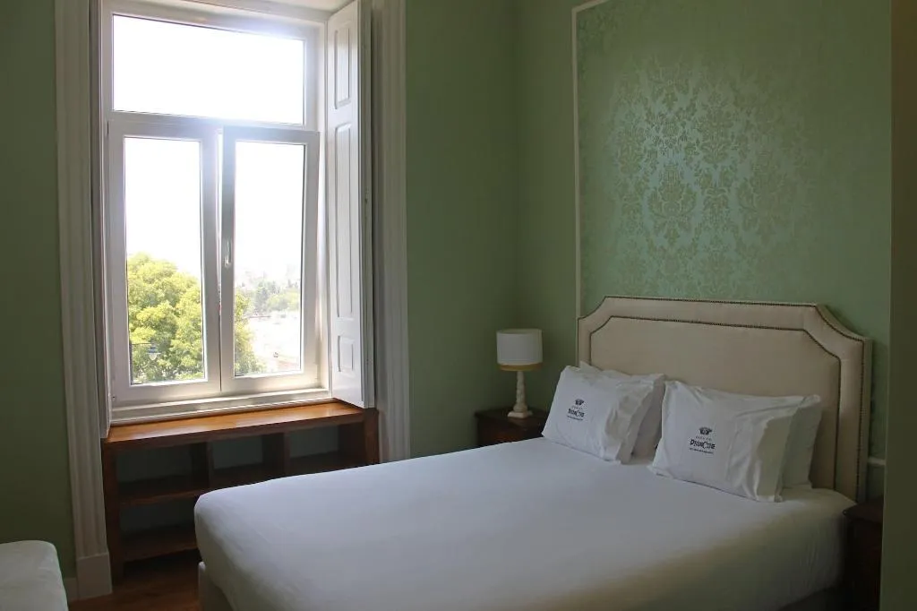 DOUBLE QUEEN SIZE BED Room, Casa do Príncipe, Lisbon