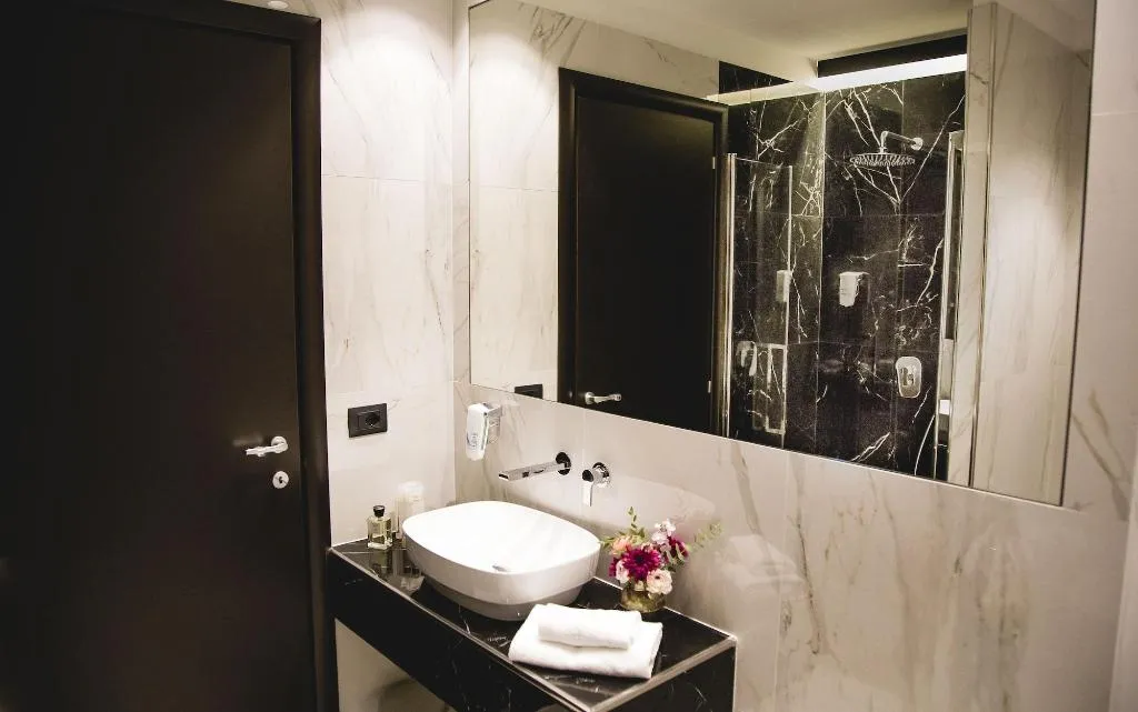Room, Little Queen Navona, Rome