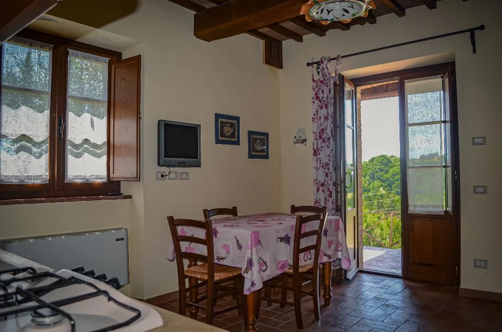 APARTMENT CAPACITY 4 TWO BEDROOMS Room, PanElios Borgo Vacanze, Perugia