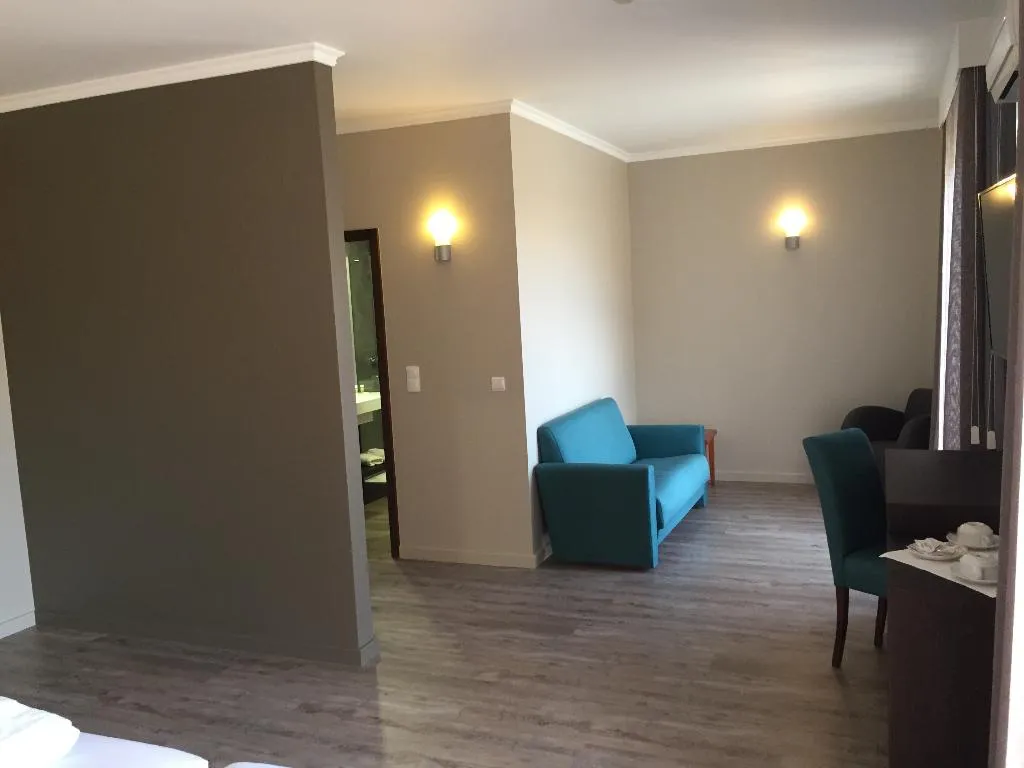 JUNIOR SUITE STANDARD Room, Euro Moniz, Madeira