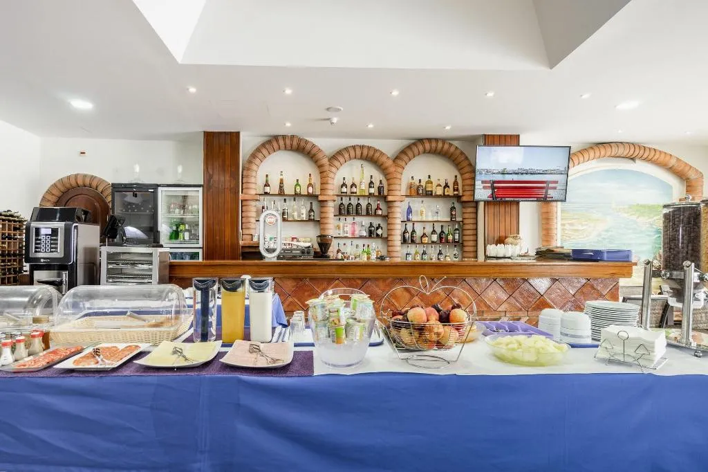 Restaurant, Residencial Marés, Algarve