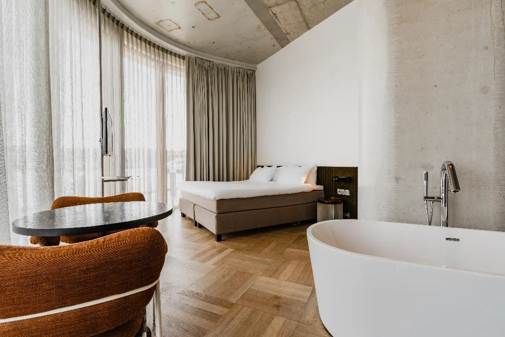 SUITE STANDARD Room, Hotel Pontsteiger, Amsterdam