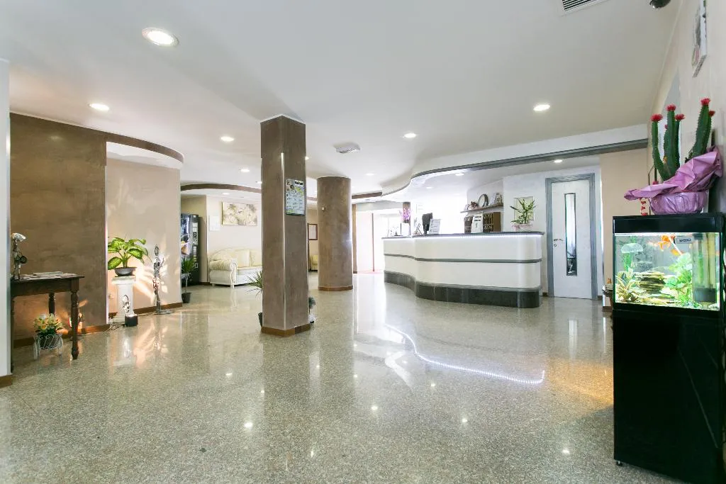 Lobby, Concorde Fiera, Milan
