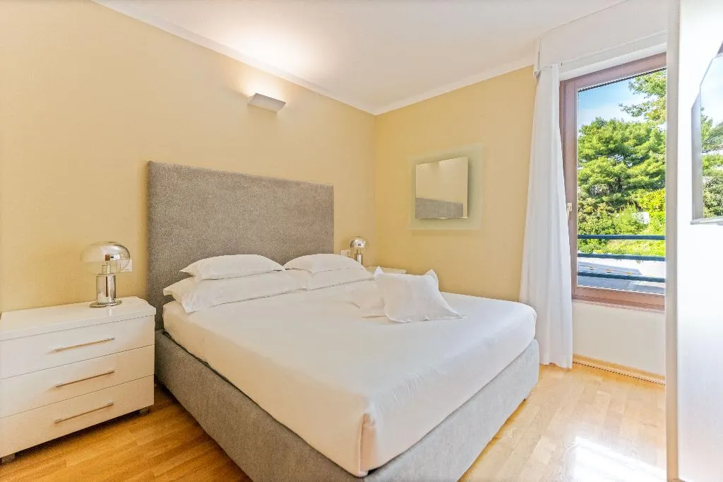 APARTMENT TWO BEDROOMS Room, The Residence, Split