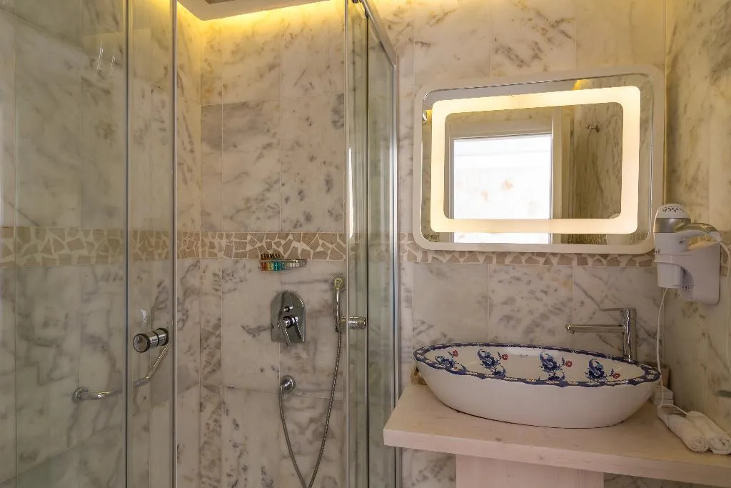 DOUBLE DELUXE WITH PRIVATE POOL Room, Oasis Hotel Kalkan +16, Dalaman