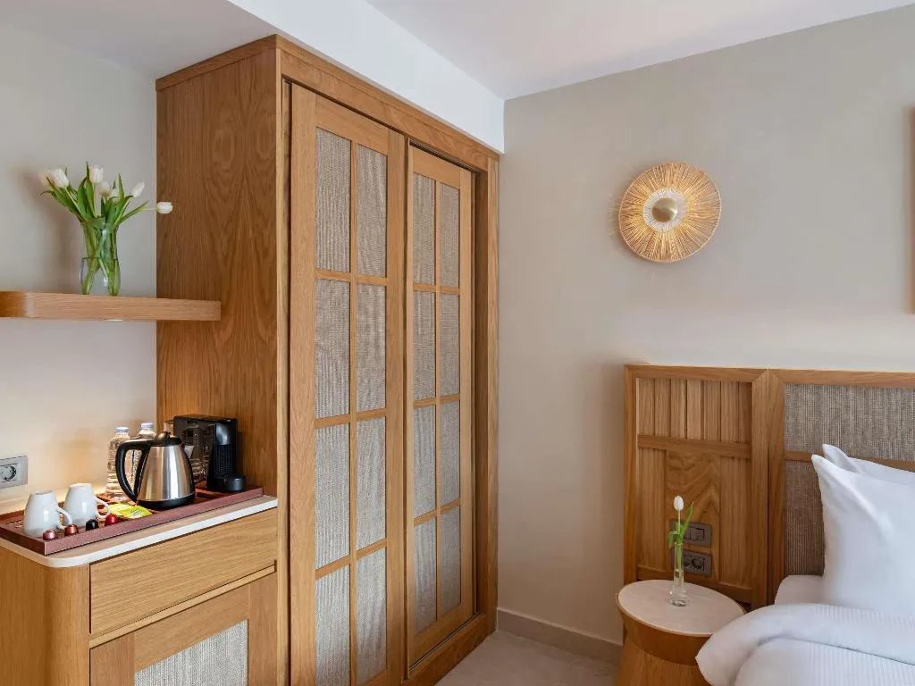 SUITE DELUXE SEA VIEW Room, Rixos Premium Tekirova L.O.L ThemePark Free Access, Antalya