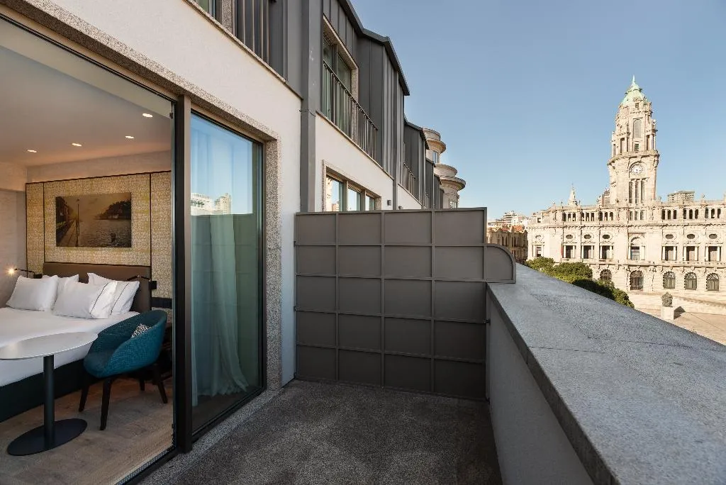 Double or Twin DELUXE WITH BALCONY Room, Eurostars Aliados, Porto