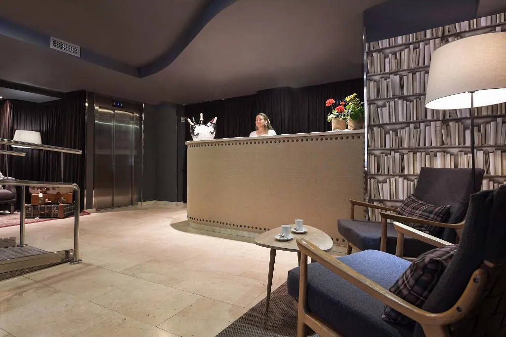 Lobby, Acta bcn 40, Barcelona