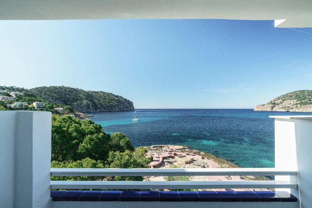 DOUBLE SINGLE USE SUPERIOR Room, Alua Gran Camp de Mar Hotel, Majorca