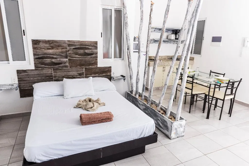 STUDIO POOL VIEW Room, Suite 24, Playa Del Carmen