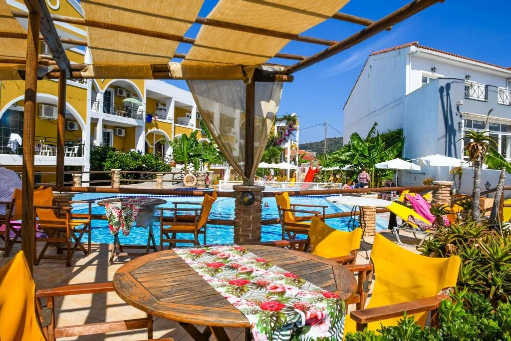 Terrace, Vanessa, Zante