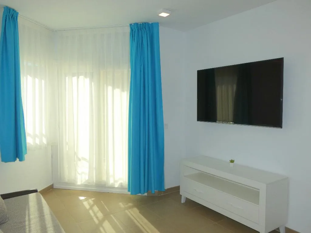 APARTMENT CAPACITY 6 TWO BEDROOMS Room, Murillo Apartamentos, Costa Dorada