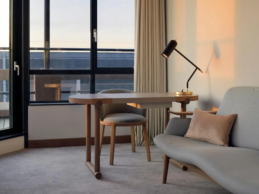 Room, Movenpick Hotel The Hague, Amsterdam